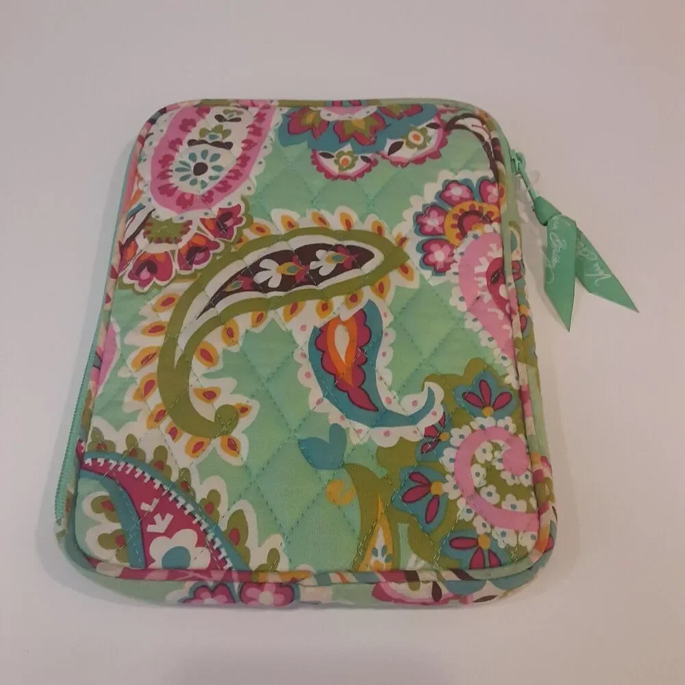 Vera Bradley Ipad/Tablet Case Paisley Floral